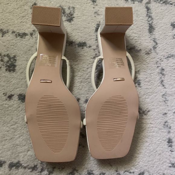 Billini Idele Block Heel - Picture 5 of 7